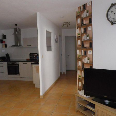 Amarine Joli T3 Centre Ville Terrasse Parking Et Velos Sete Luaran gambar