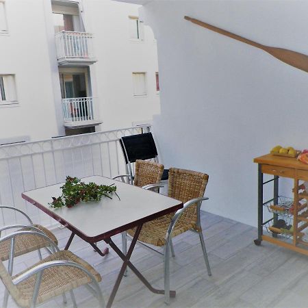 Amarine Joli T3 Centre Ville Terrasse Parking Et Velos Sete Luaran gambar